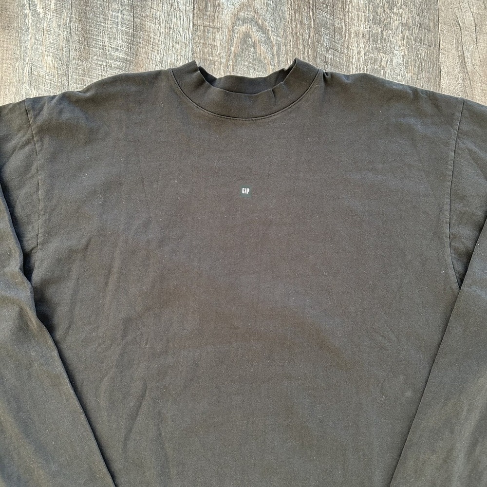 YZY GAP Shirt Mens Black Long Sleeve Yeezy Logo Oversized Tee LARGE